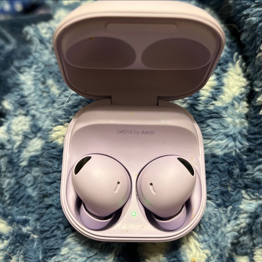 Samsung galaxy watch 4 classic and buds pro 2 - Picture 5 of 6